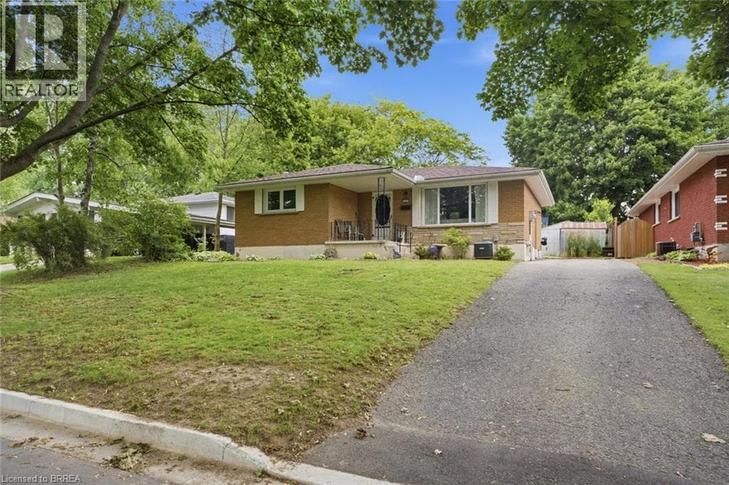 13 MACKAY AVENUE, Brantford — photo 4