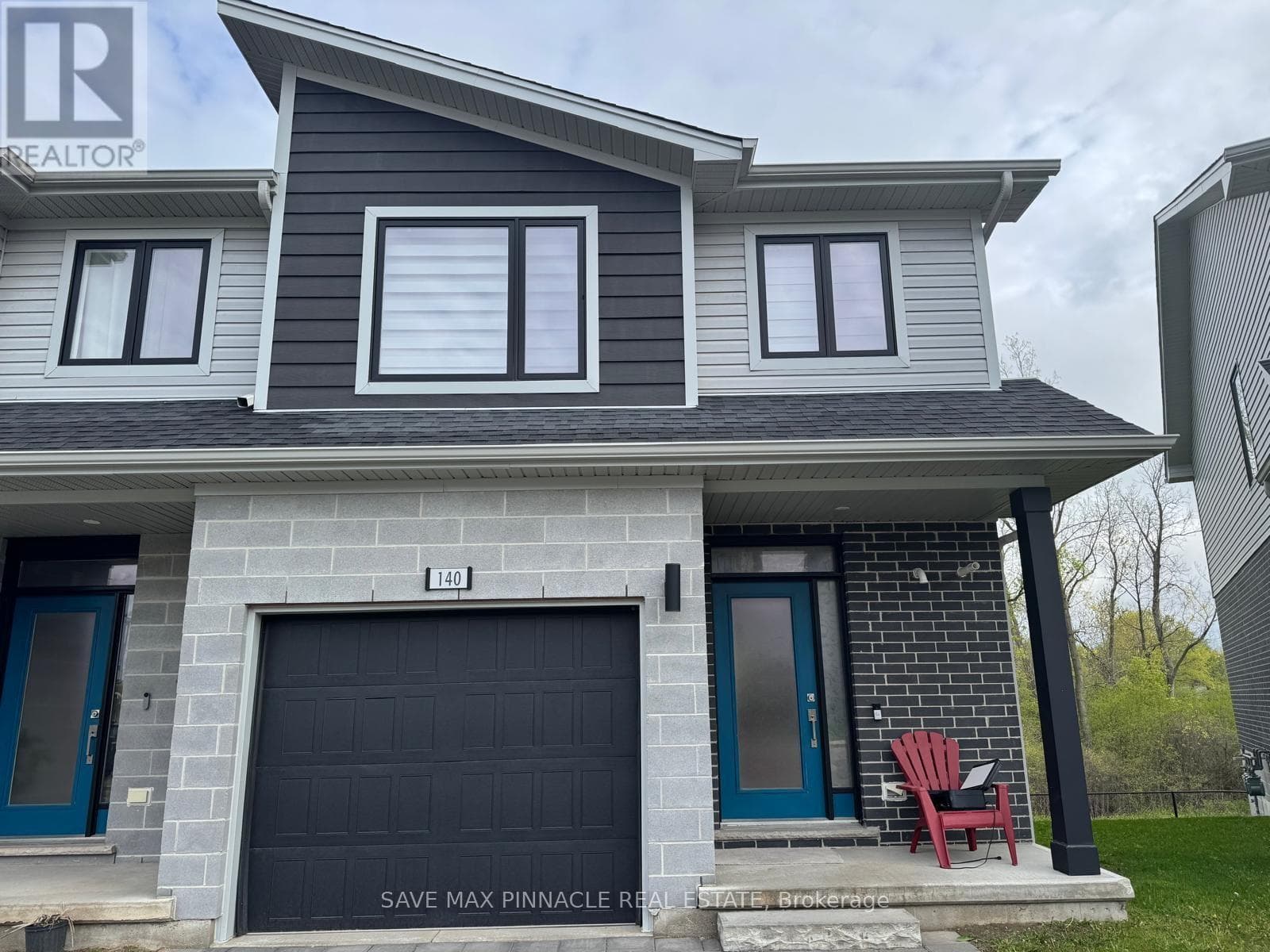 140 - 177 EDGEVALLEY ROAD, Toronto — photo 2
