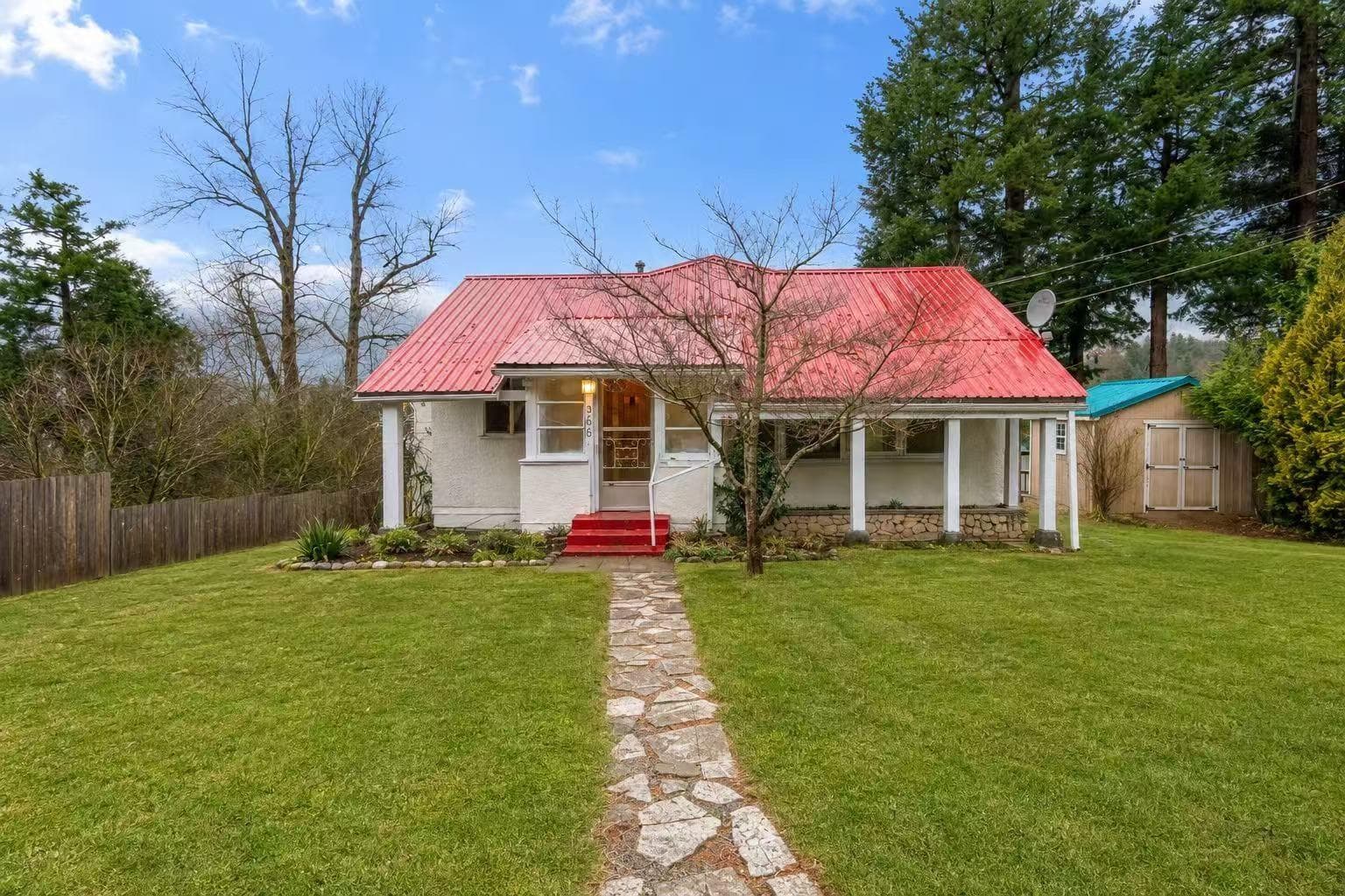 366 WATER AVENUE, Hope, Chilliwack