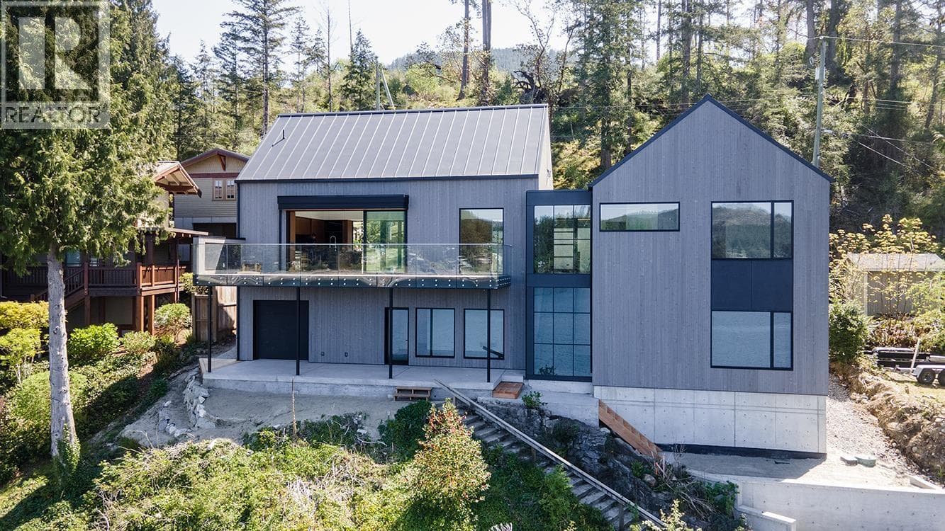 4976 JOHNSTONE ROAD, Greater Vancouver — photo 2