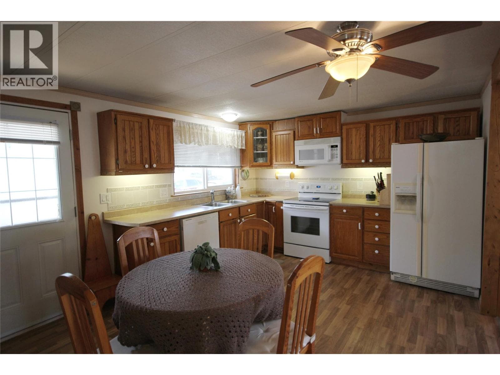 3999 SKAHA LAKE ROAD UNIT 73, Interior REALTORS®