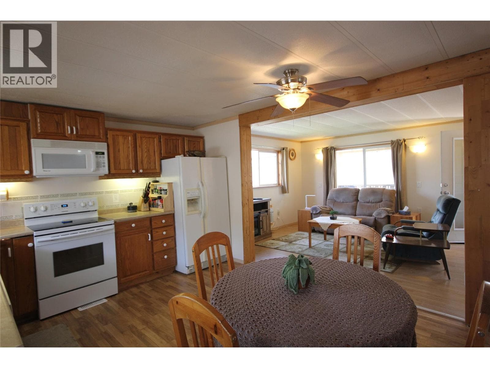 3999 SKAHA LAKE ROAD UNIT 73, Interior REALTORS® — photo 4