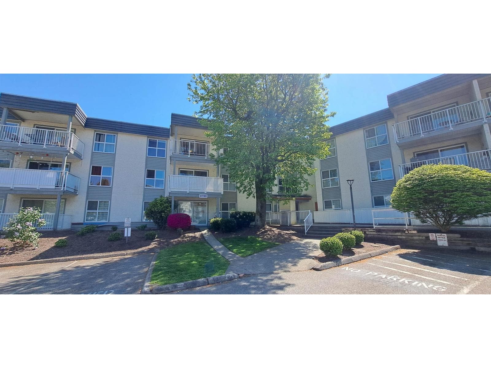 305 32870 GEORGE FERGUSON WAY, Fraser Valley — photo 2