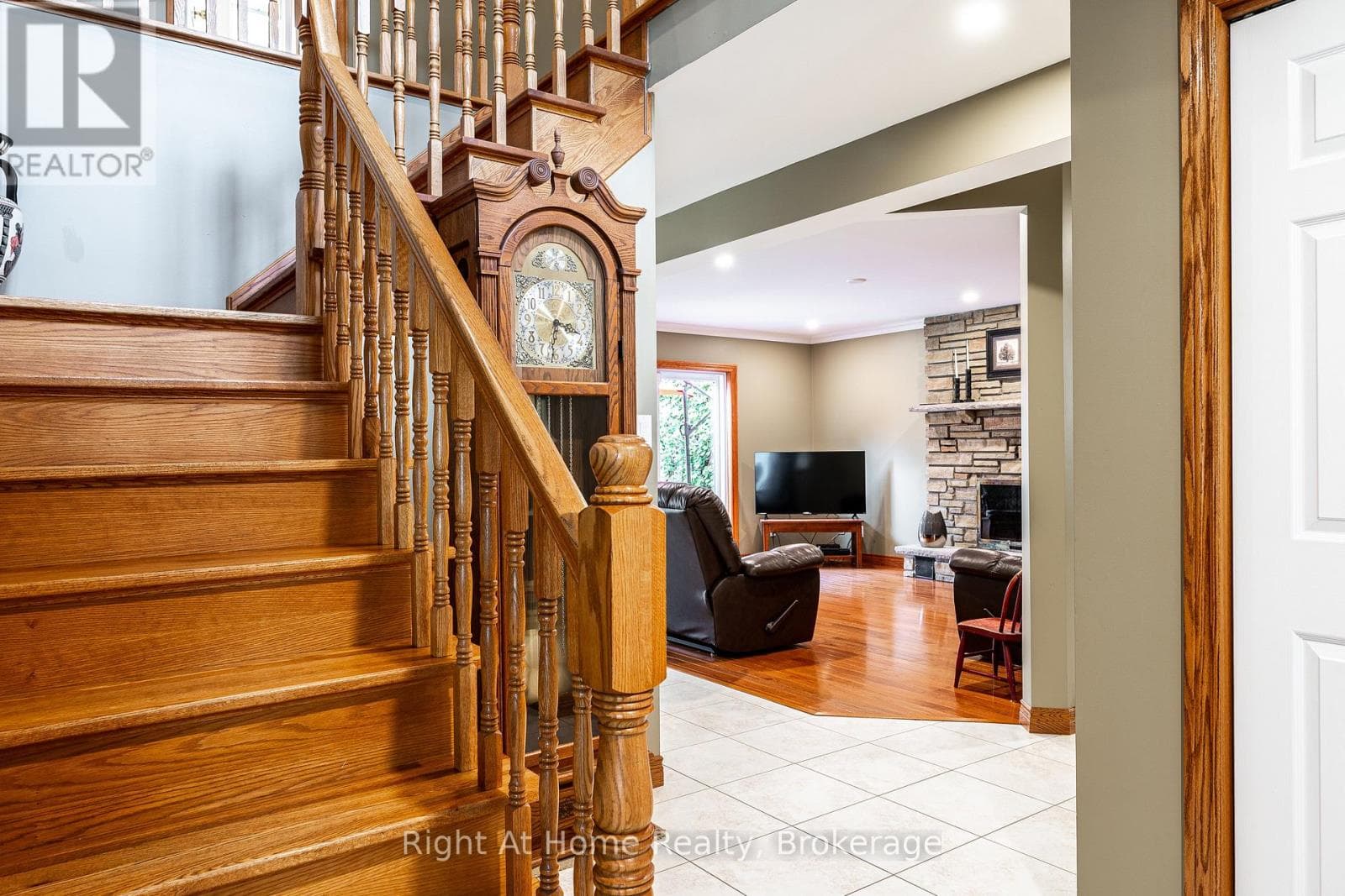 27 KAY STREET, OnePoint — photo 4