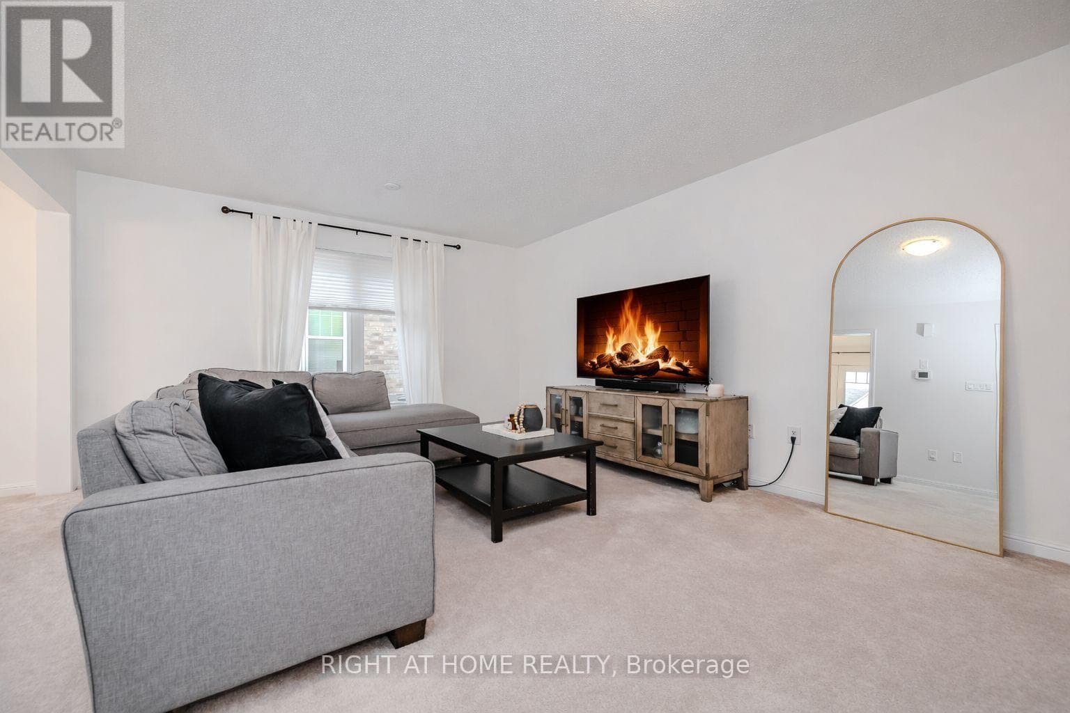 525 CAVANAGH Lane, Toronto — photo 5