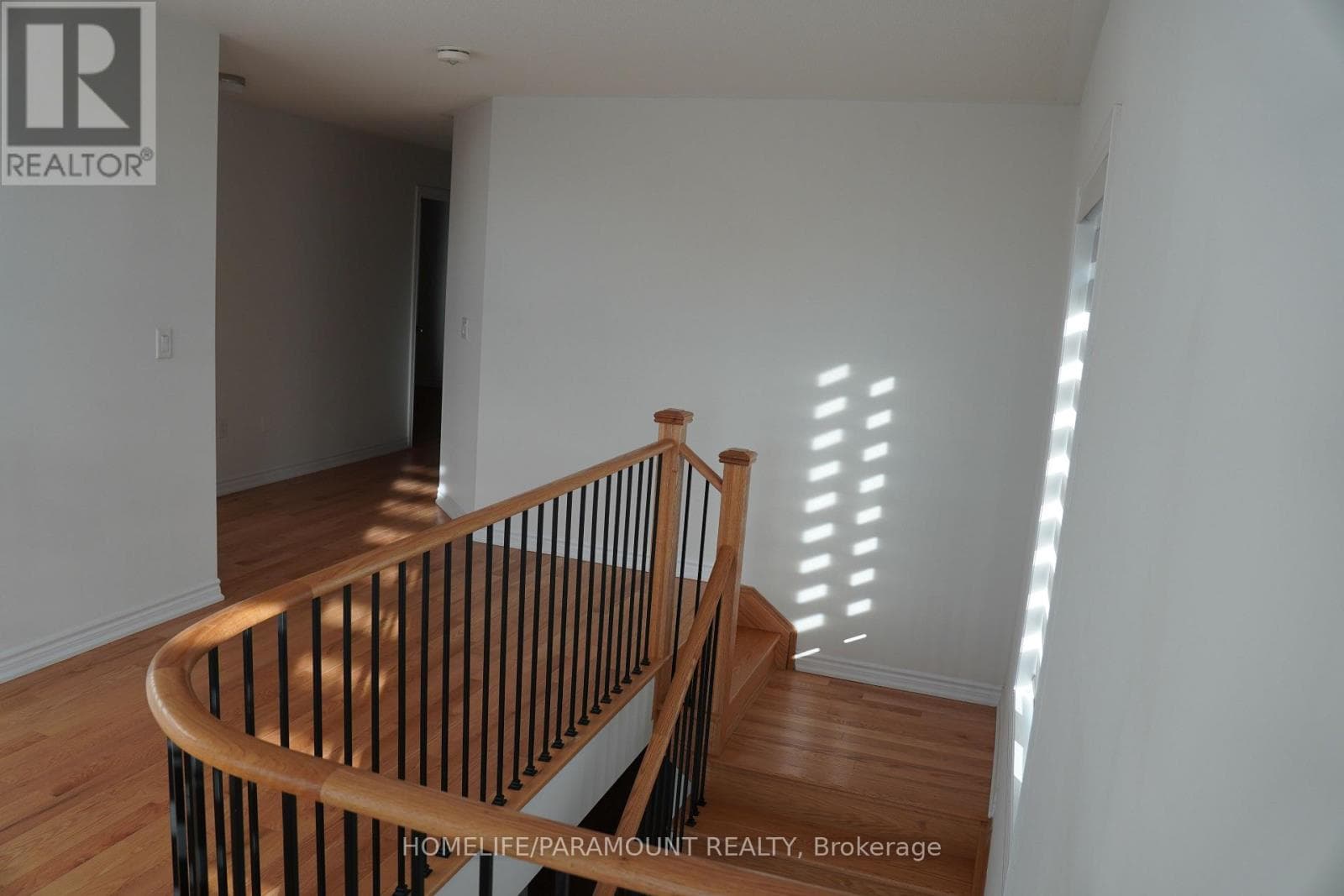 5 Dolomite Dr, Toronto — photo 5