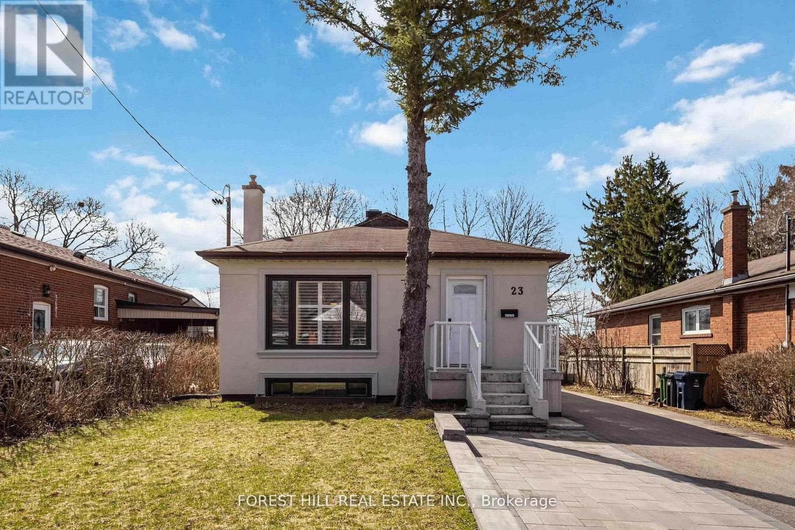 23 JAPONICA ROAD, Toronto — photo 2