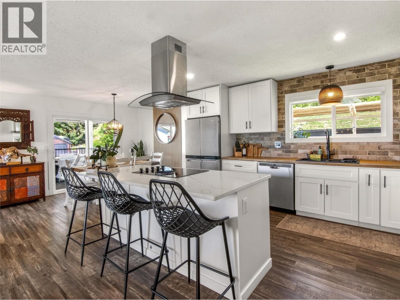 3830 Albrecht Road, Interior REALTORS® — photo 4