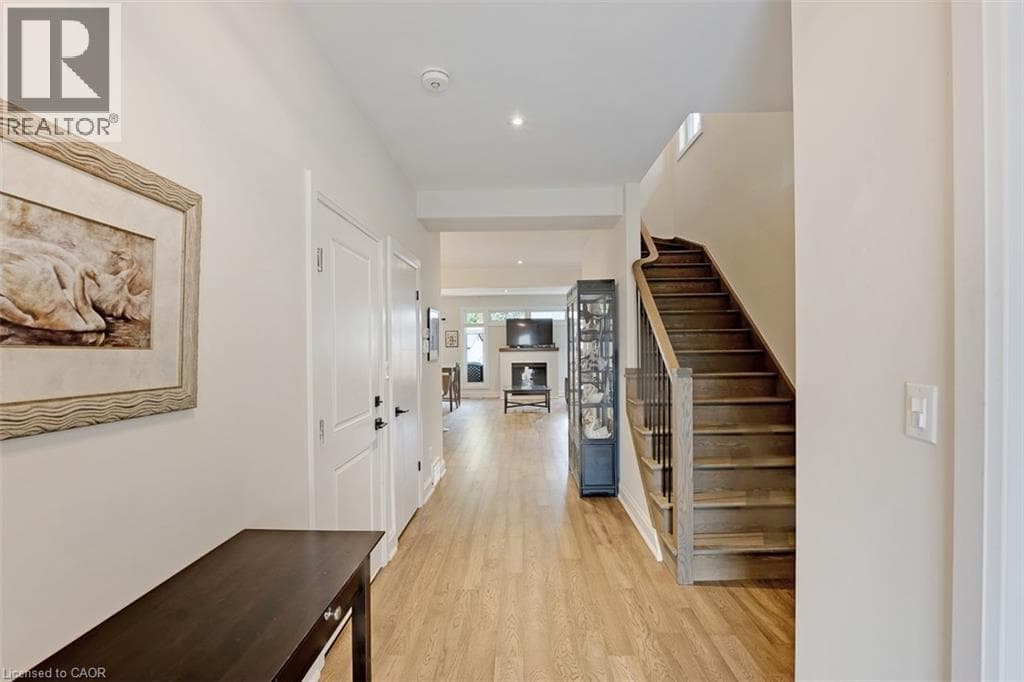 77 B BROADWAY Avenue, Cornerstone — photo 5