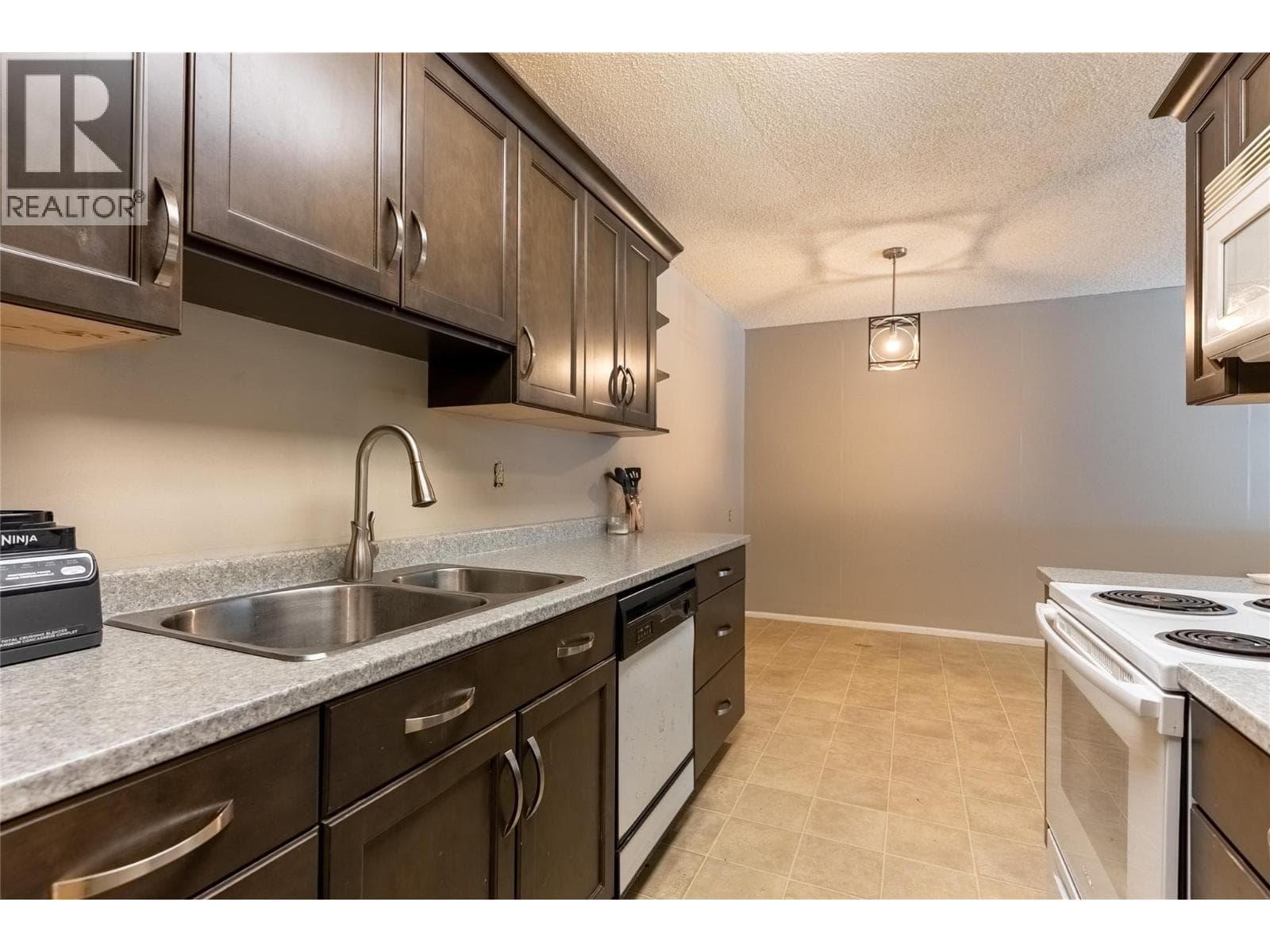 279 Alder Drive Unit# 101, Interior REALTORS®