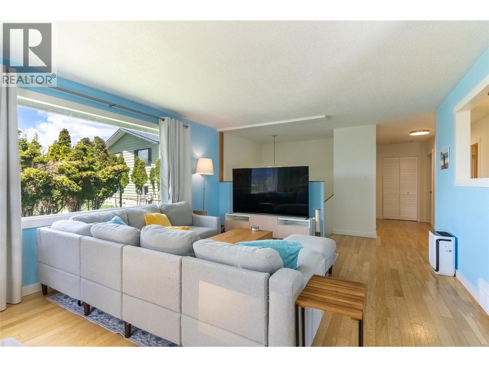9 JASPER Drive, Interior REALTORS® — photo 3