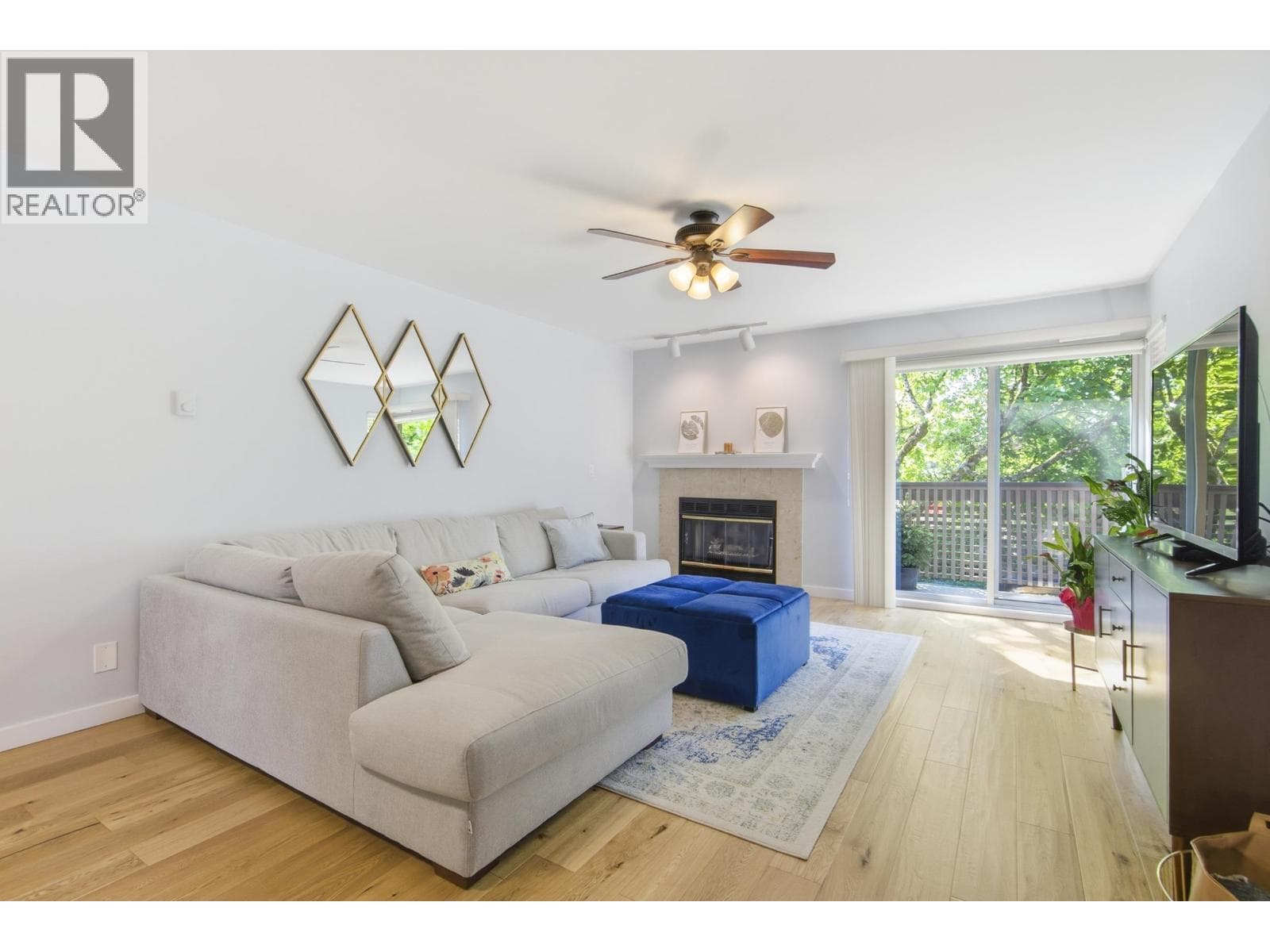 836 ROCHE POINT DRIVE, Greater Vancouver — photo 2