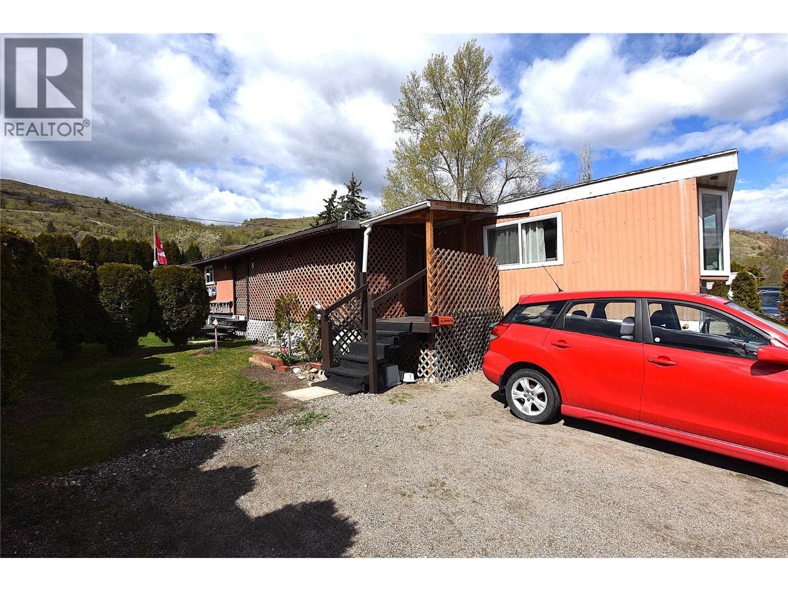 8508 Clerke Road Unit# 19, Interior REALTORS® — photo 4