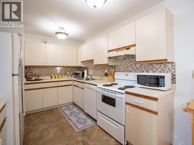 103-4477 MICHIGAN AVE, Powell River — photo 4