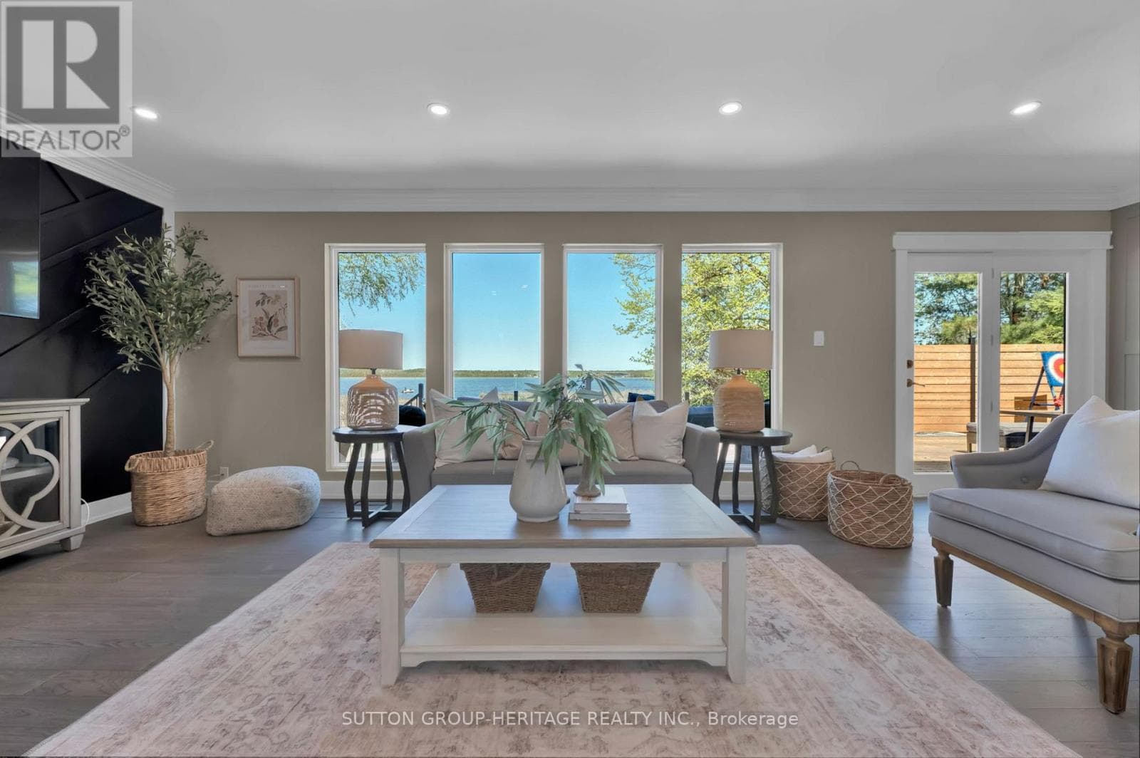 16 MILLBROOK RIDGE ROAD, Toronto — photo 2