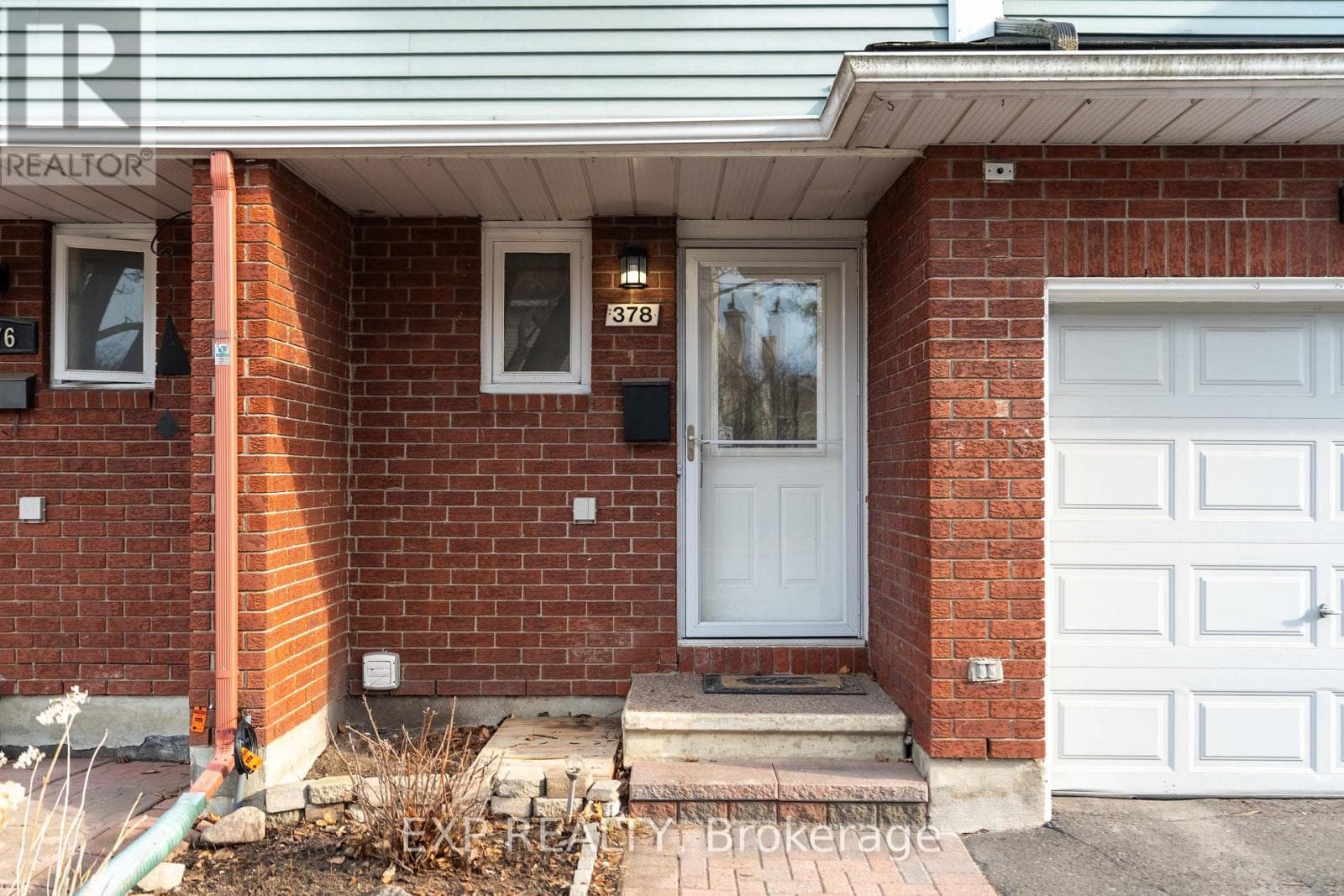 378 VALADE CRESCENT, Ottawa — photo 2