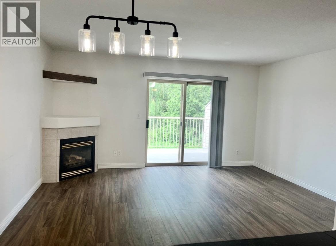 1607 43 Avenue Unit# 304 Lot# SL 10, Interior REALTORS® — photo 5