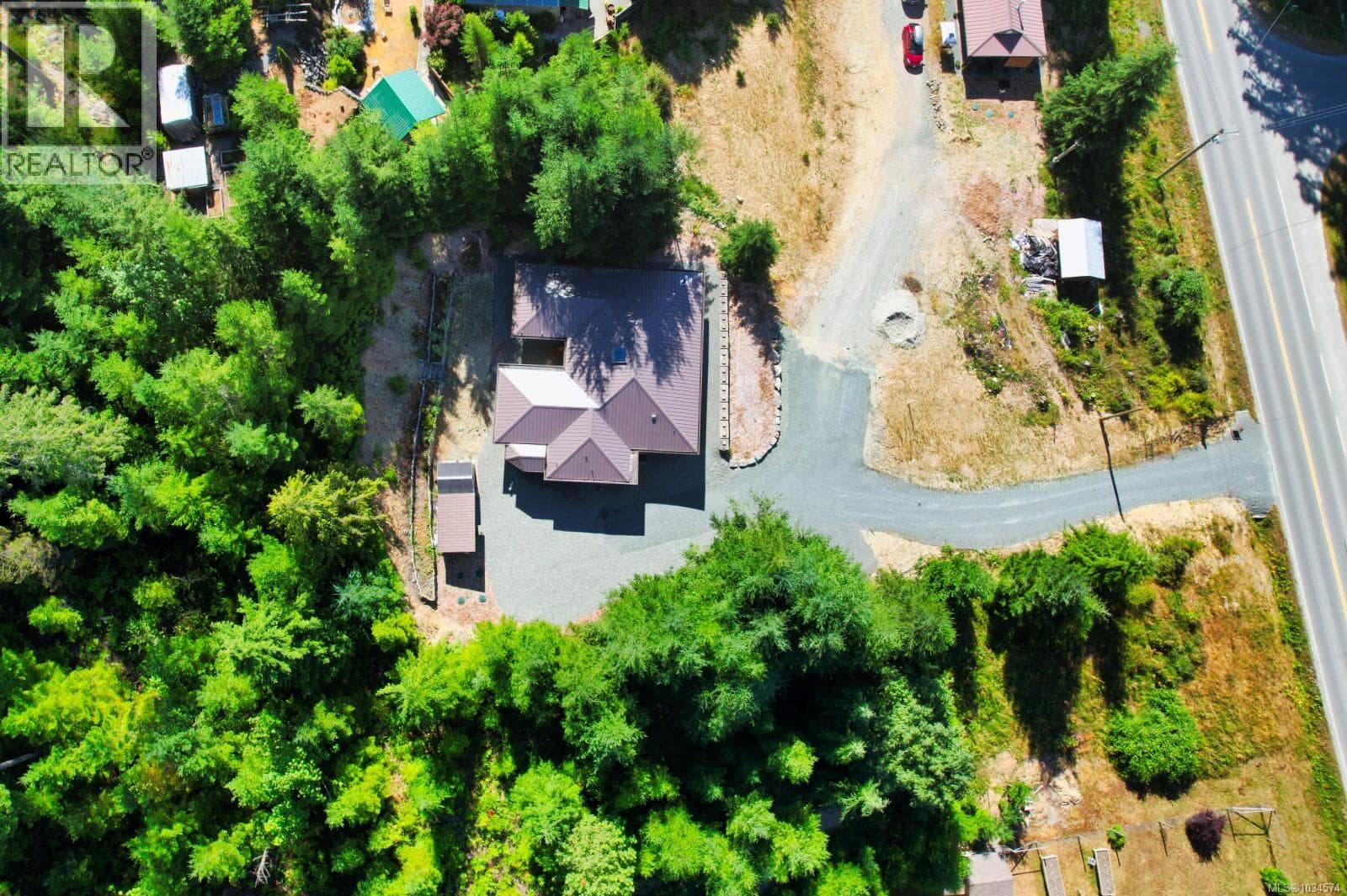 9871 Youbou Rd, Vancouver Island — photo 3