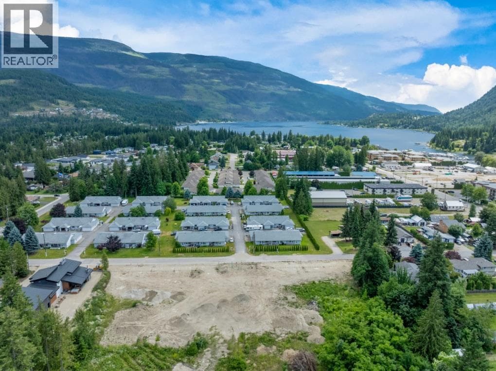 222 TEMPLE STREET UNIT 8, Interior REALTORS® — photo 3