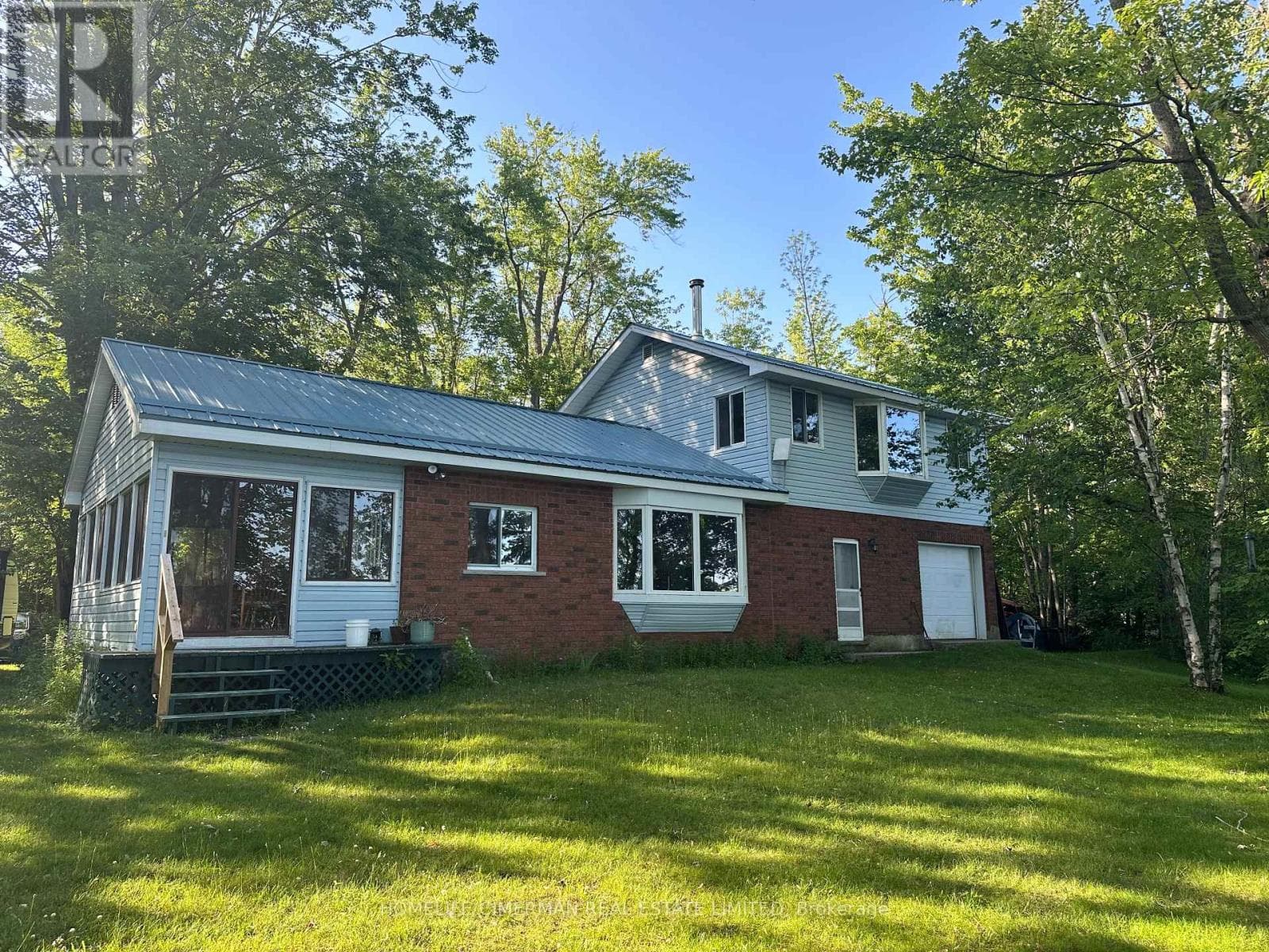 98 MCLEISH DRIVE, Toronto