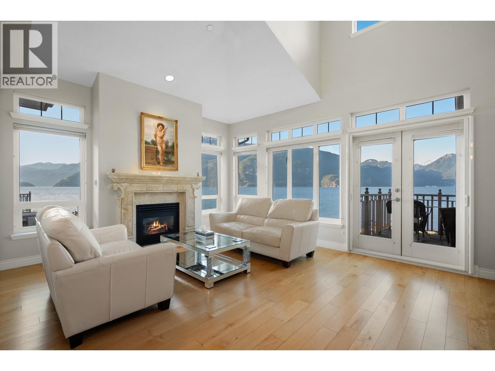 7 BEACH DRIVE, Greater Vancouver