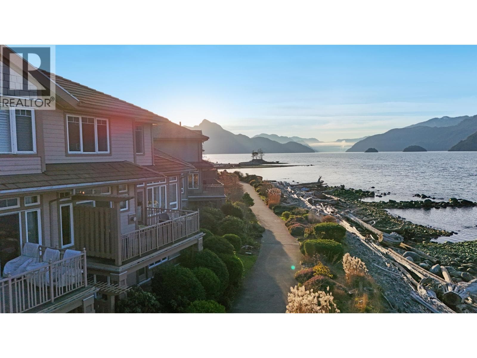 7 BEACH DRIVE, Greater Vancouver — photo 4