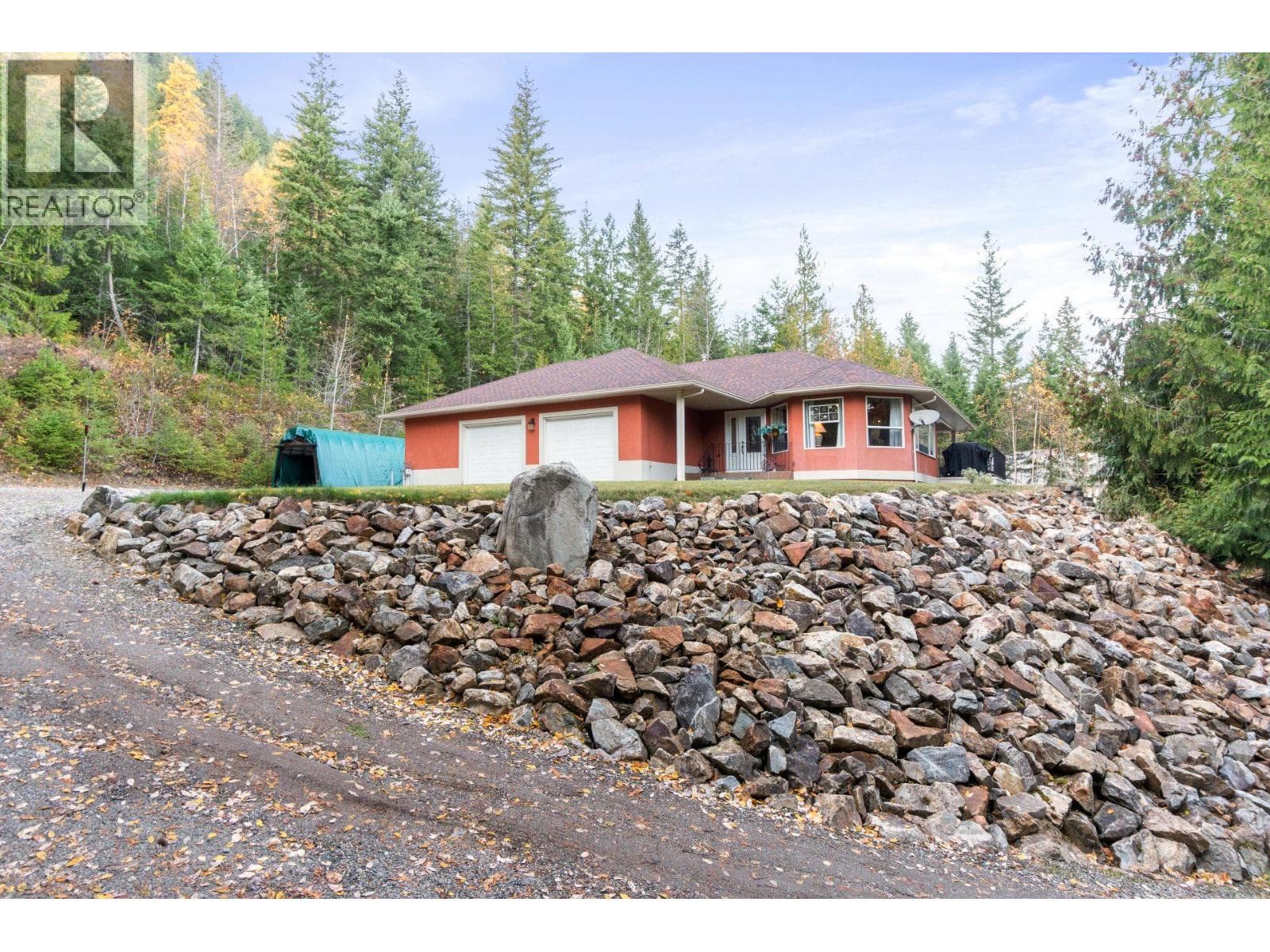 307 PARTRIDGE ROAD, Interior REALTORS® — photo 3