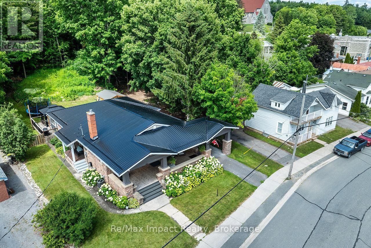 342 METCALF STREET, Central Lakes — photo 3