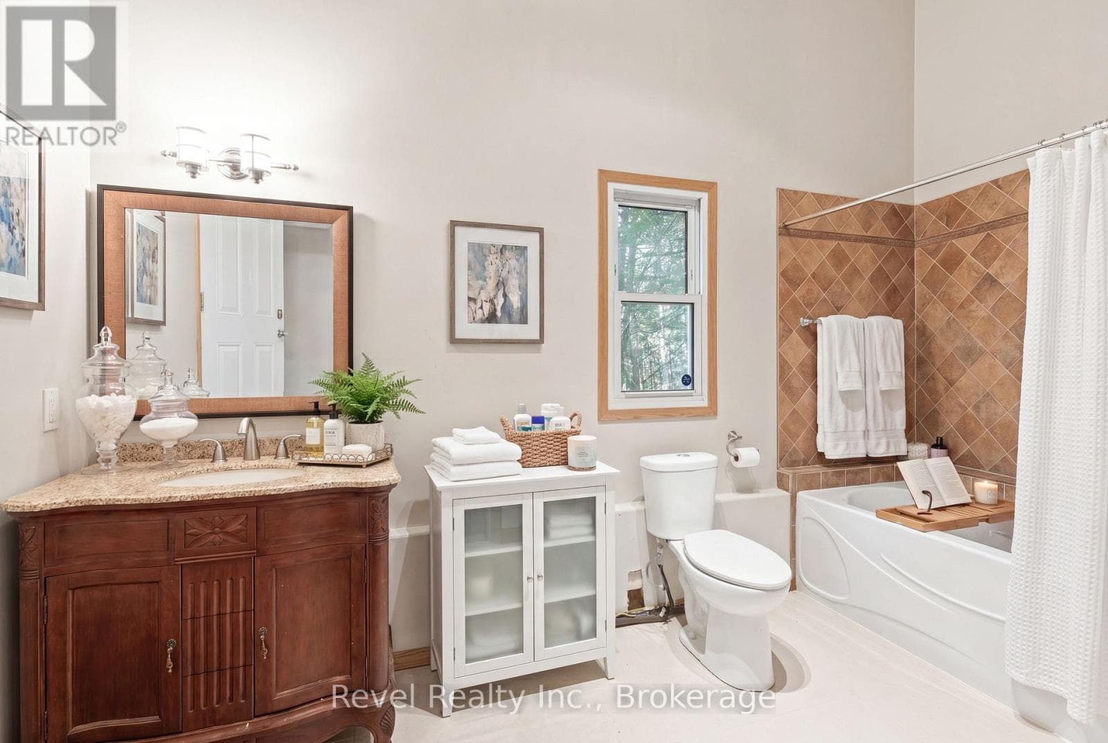 75 MEACHIN DRIVE, Central Lakes — photo 2
