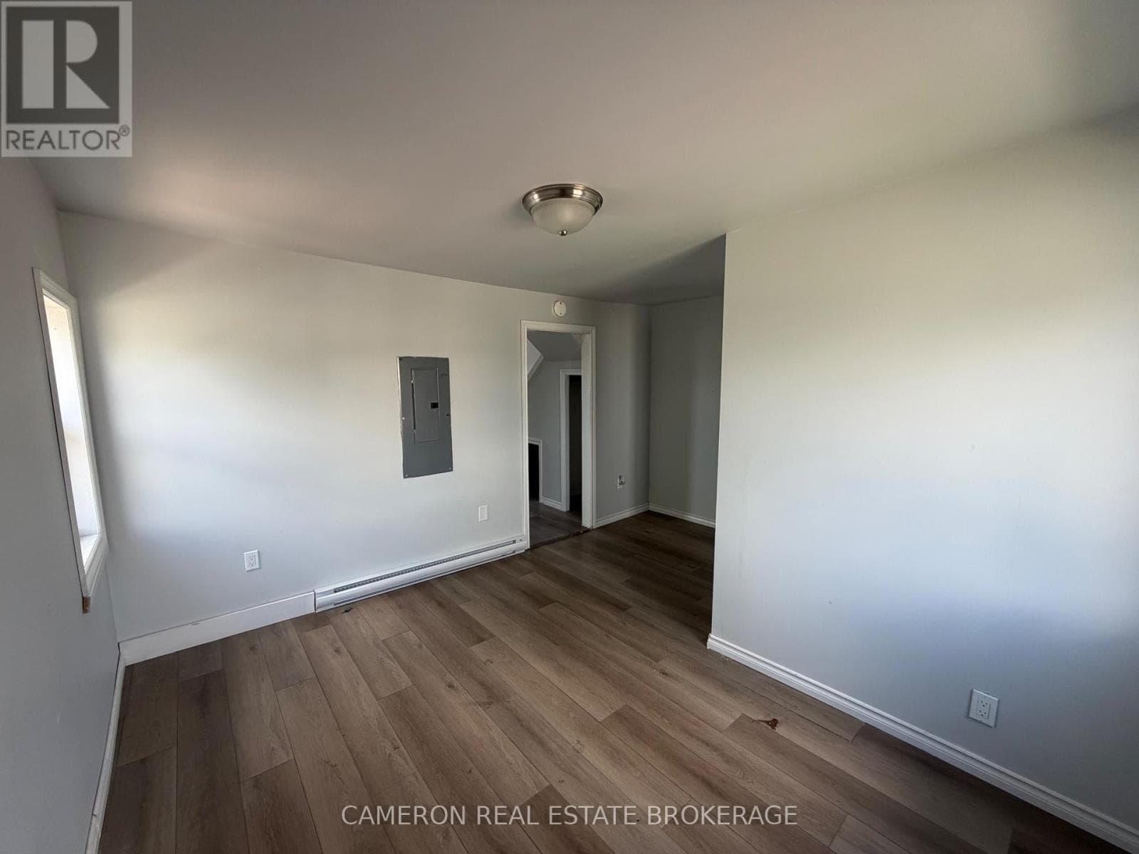 507-509 WALTON STREET, Cornwall — photo 3