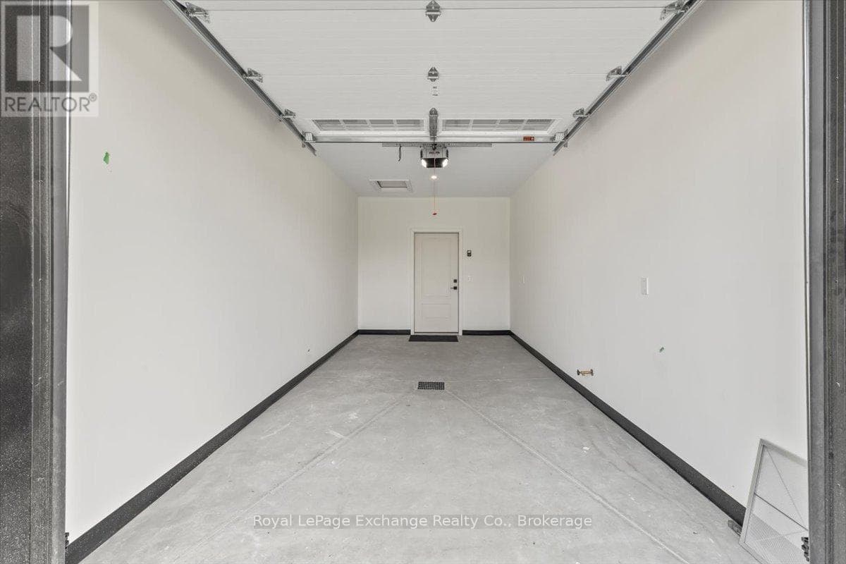 UNIT 1 - 321 ARNAUD STREET, OnePoint — photo 3