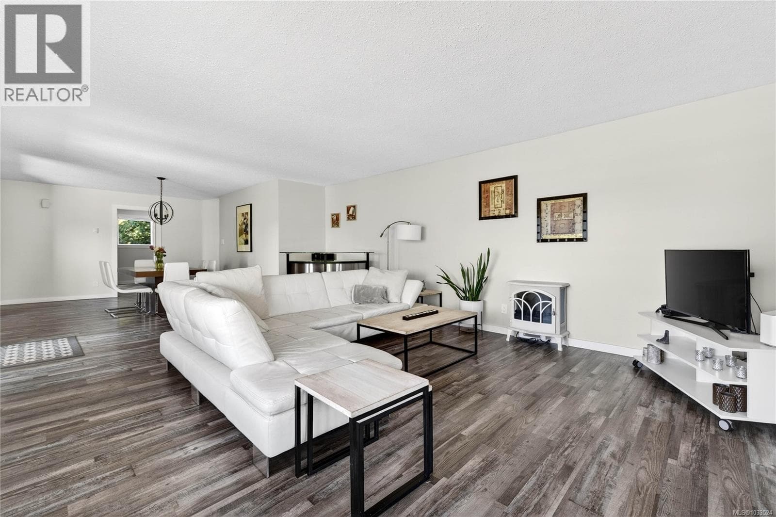 215 Maliview Dr, Victoria — photo 4