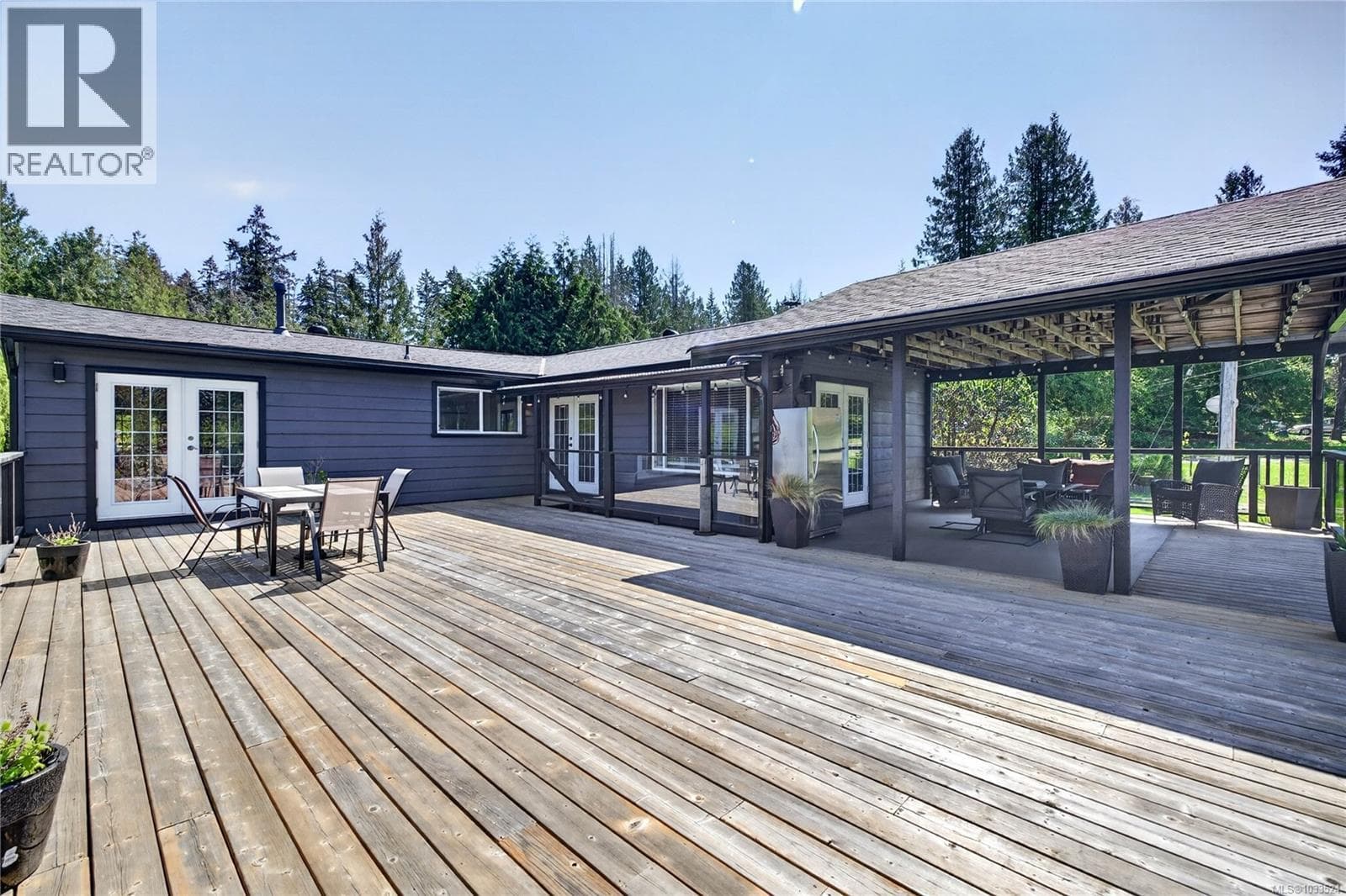 215 Maliview Dr, Victoria — photo 3