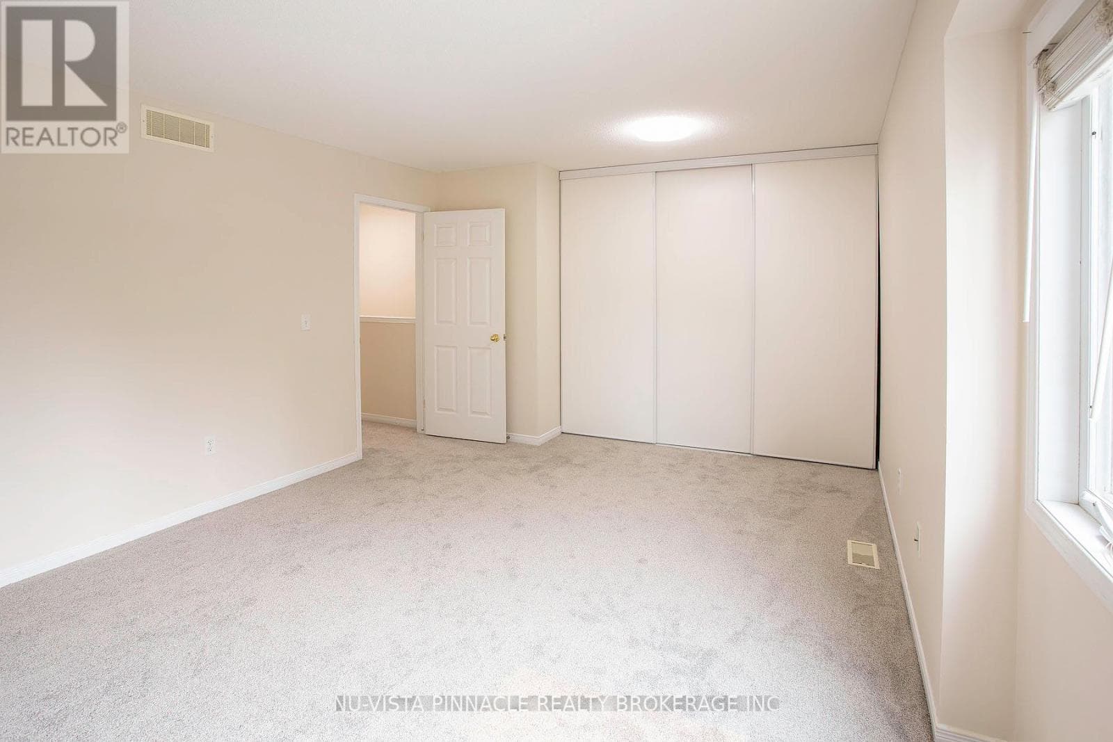 18 - 780 FANSHAWE PARK ROAD E, London and St. Thomas