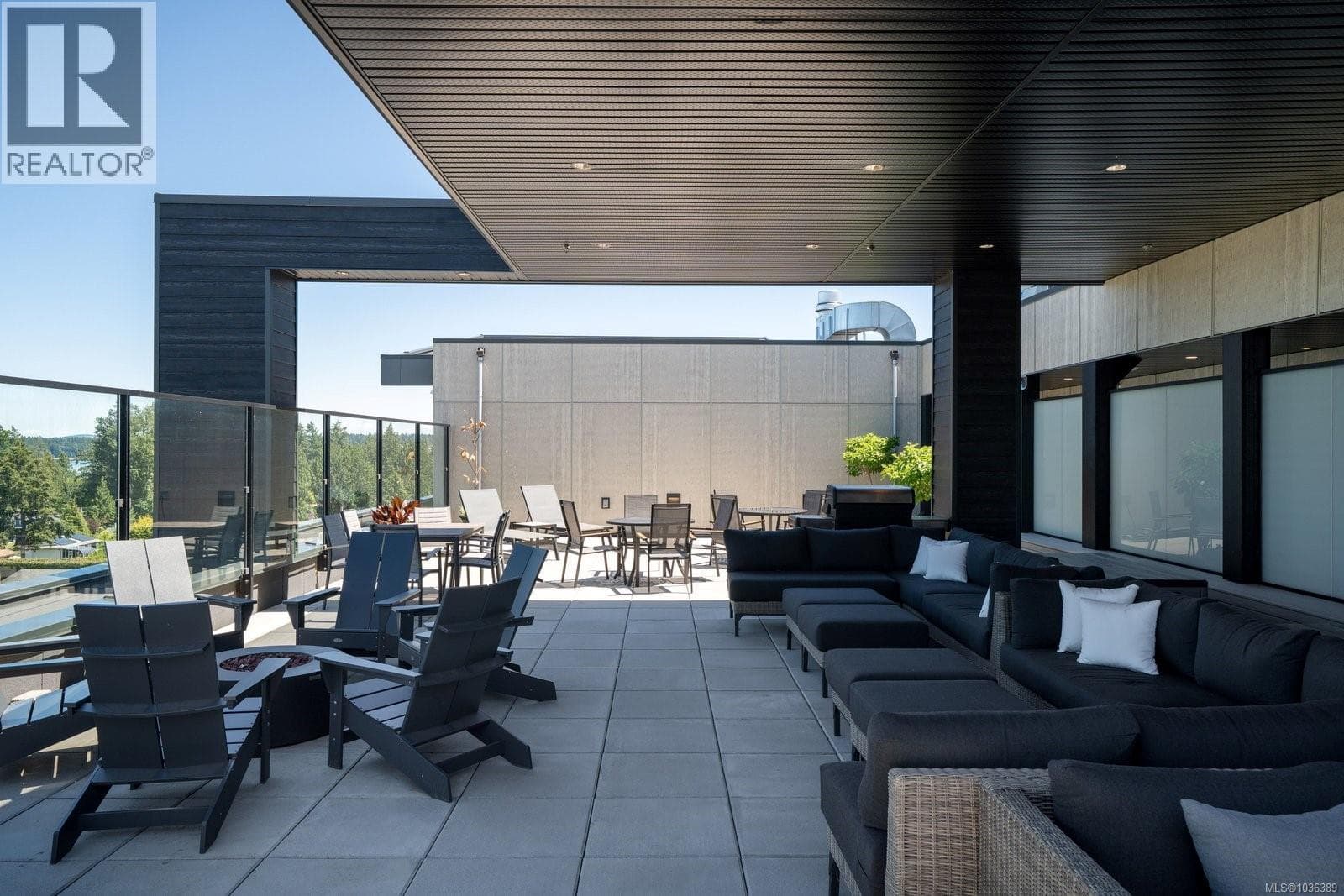 603 2520 Hackett Cres, Victoria — photo 3