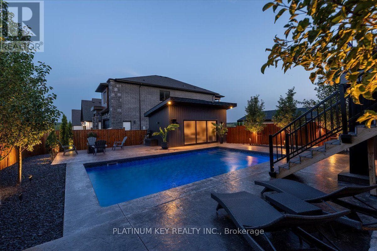 83 DAVENTRY WAY, London and St. Thomas