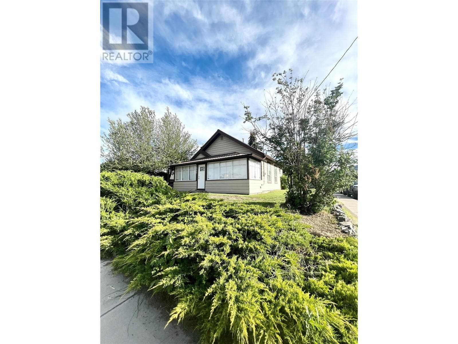 1902 NICOLA AVENUE in