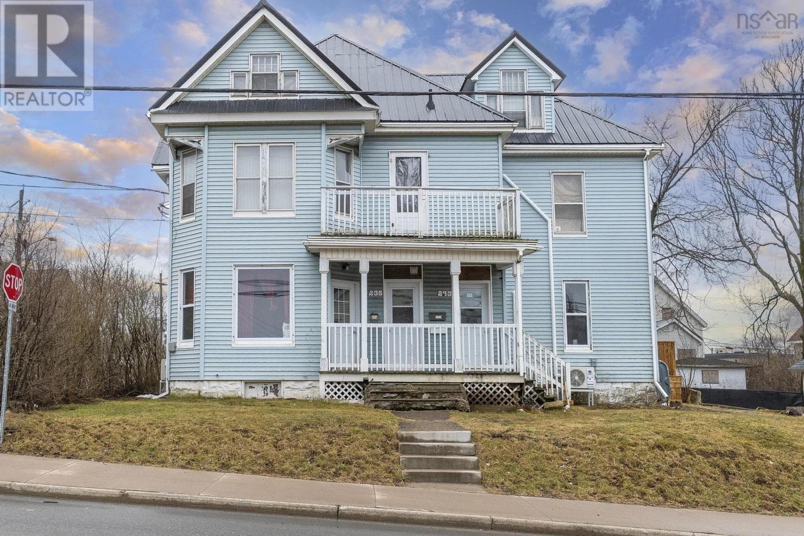 233-235 Marsh Street in