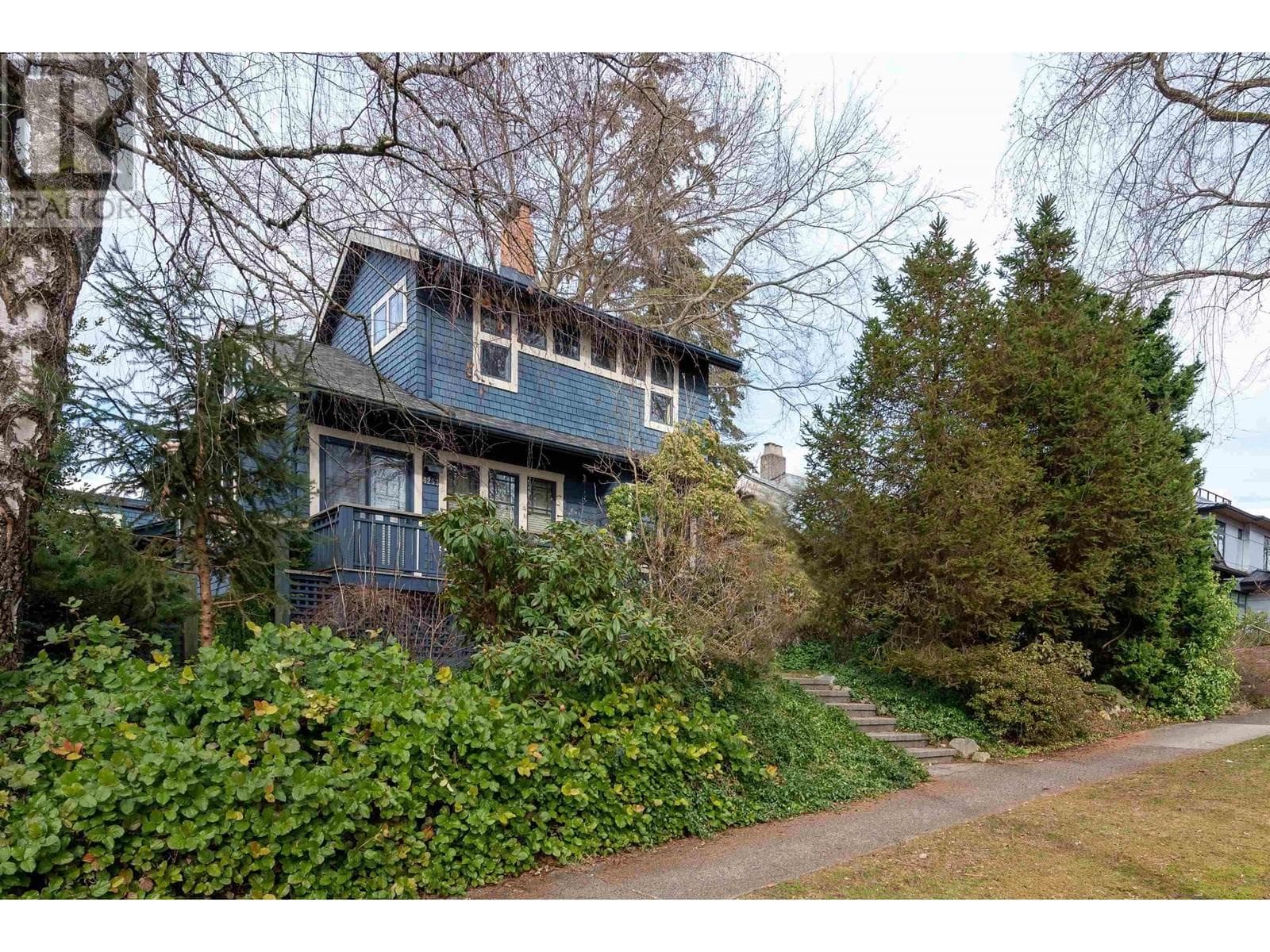 4253 WEST 13TH AVENUE in West Point Grey