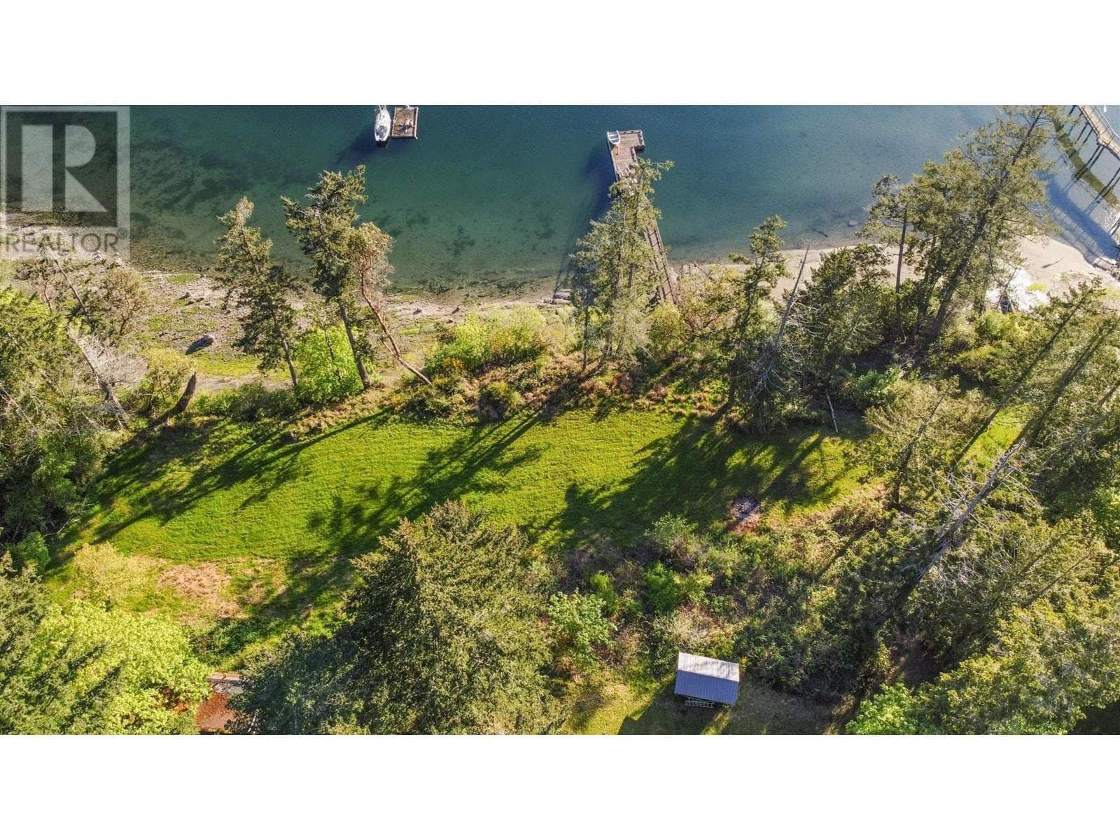 3045 MONTAGUE ROAD in