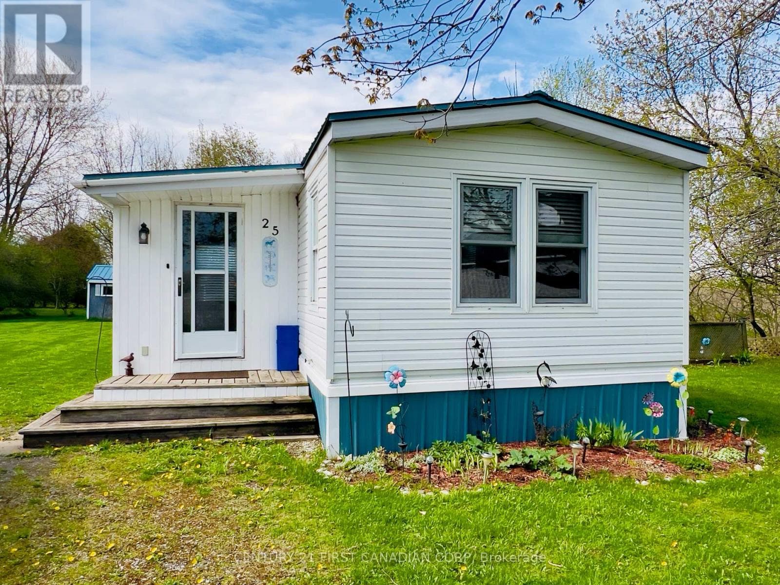 25 - 4899 PLANK ROAD in