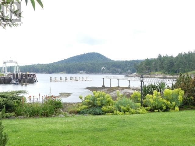 4 B 134 MADRONA DRIVE in