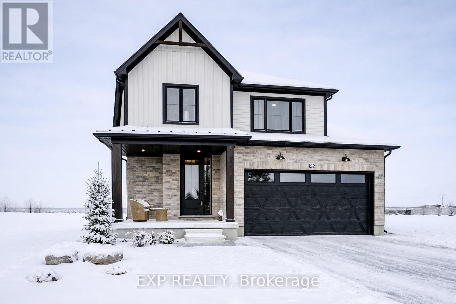 109 THACKERAY WAY in