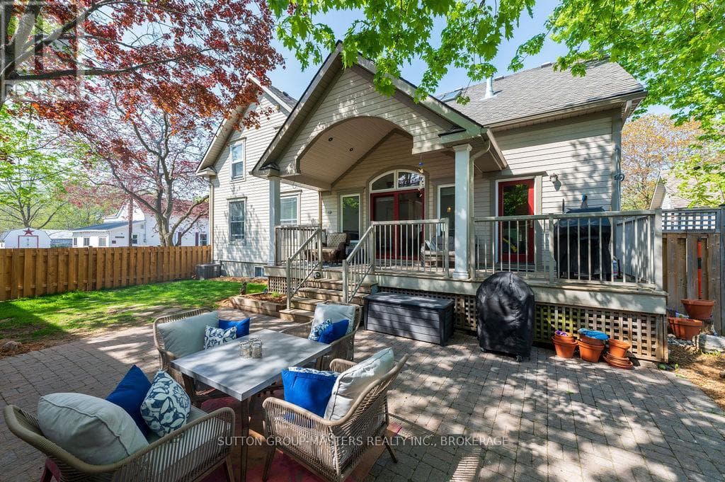 8 SPRING STREET in