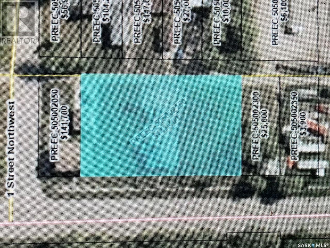 28 HIGHWAY AVENUE WEST in