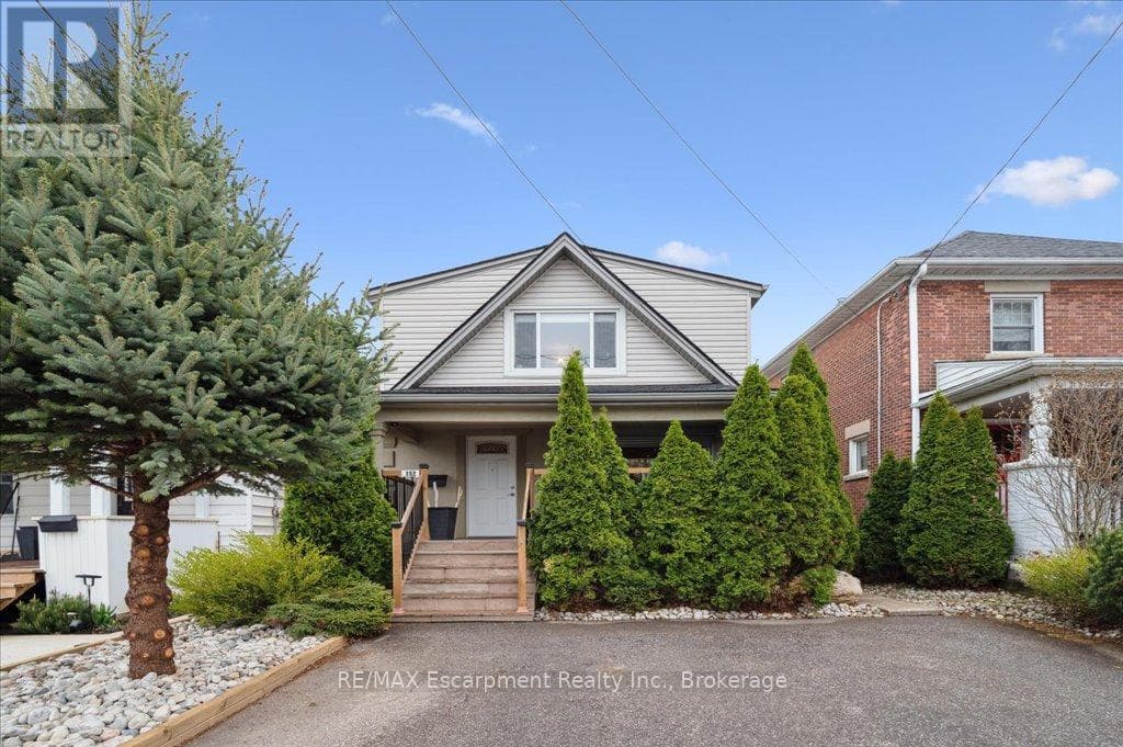 152 YORK STREET in