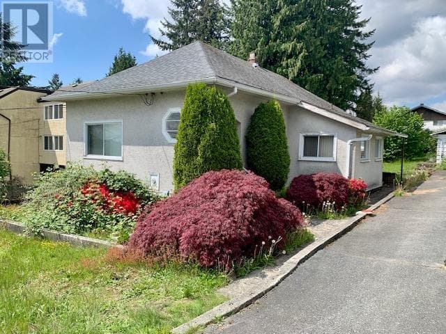 328 BEGIN STREET in