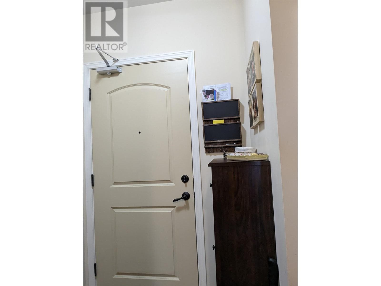 306 11935 BURNETT STREET in Port Haney