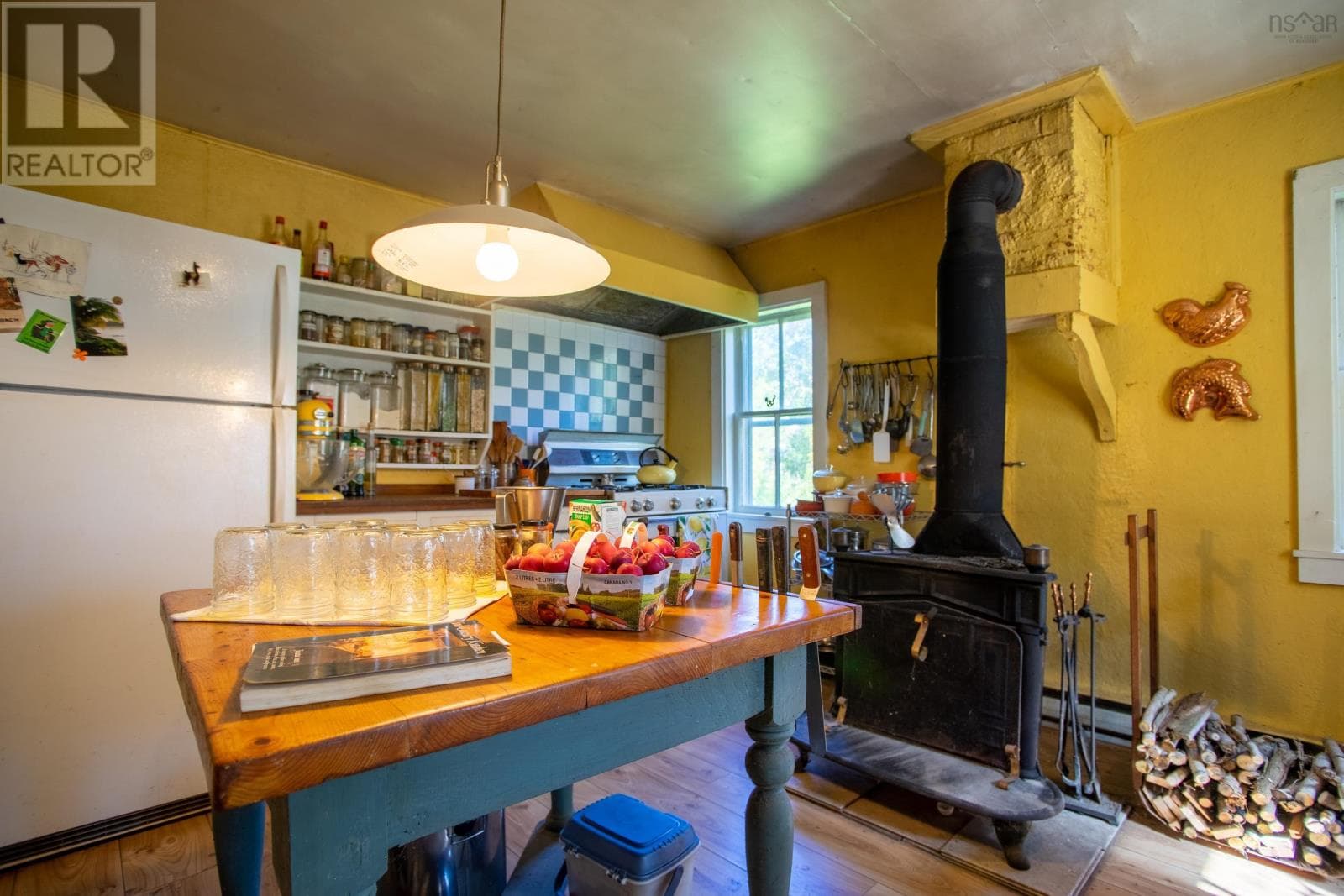3713 GRANVILLE ROAD in