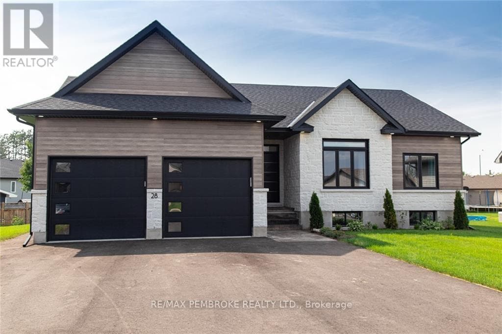 370 MURPHY ROAD in